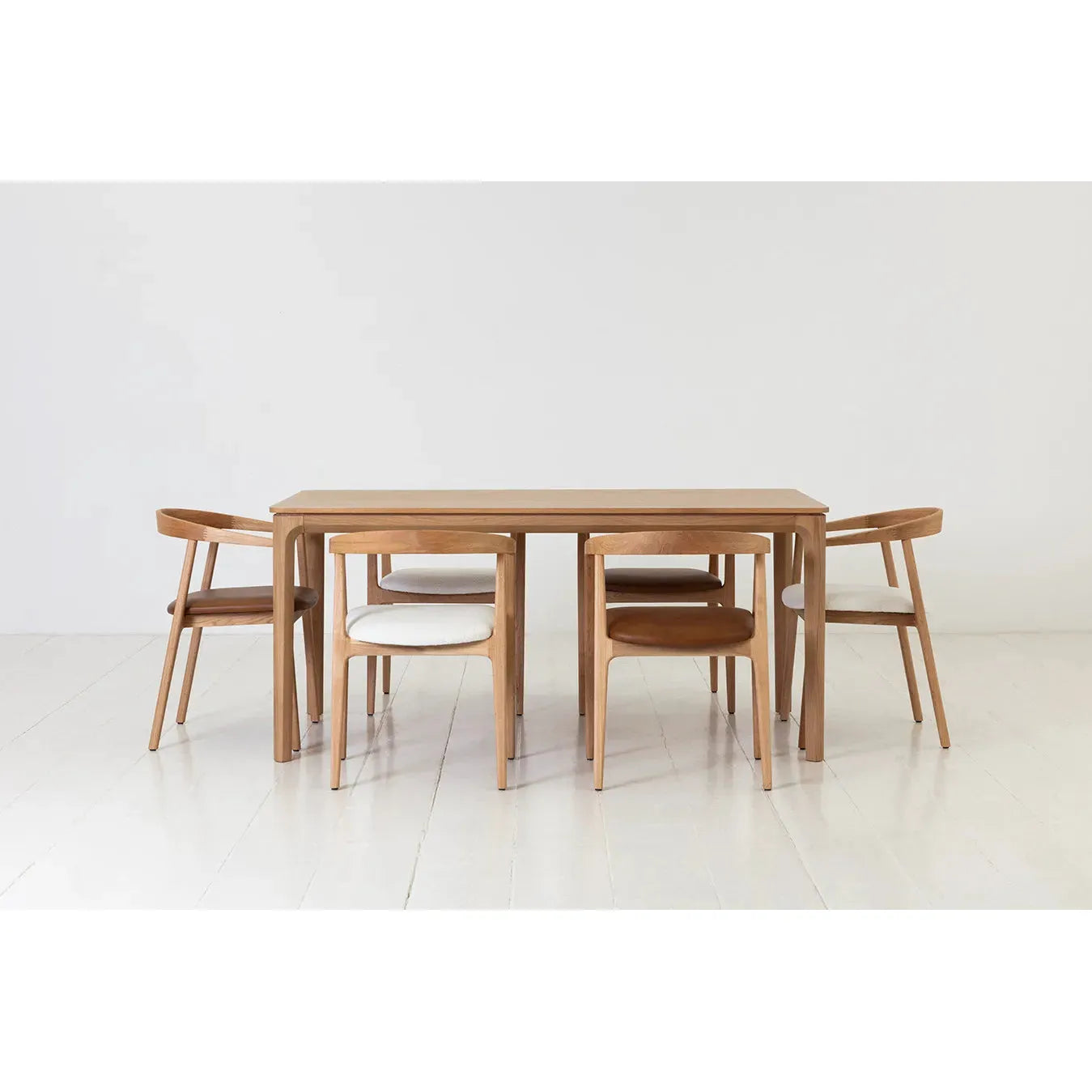 Swyft 01 Extending Dining Table | Oak